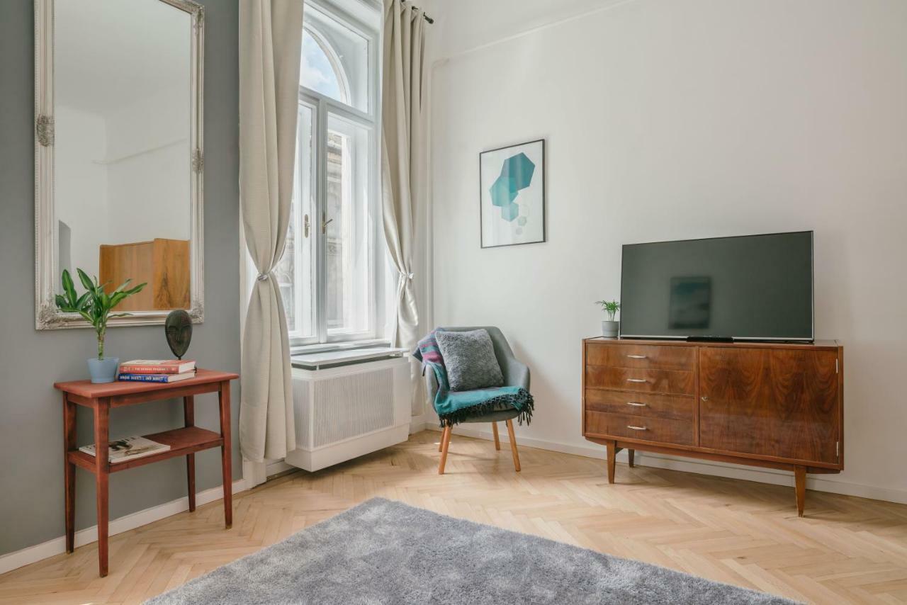 City Park Rest Apartment With Air Condition Budapeste Exterior foto